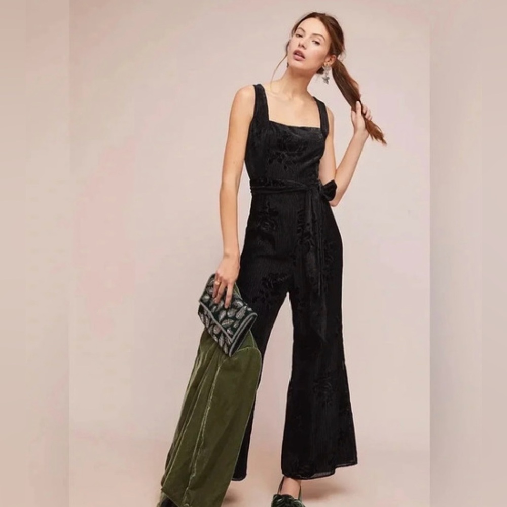 MOULINETTE SOEURS by ANTHROPOLOGIE Noir Velvet Burnout‎ Jumpsuit in Black